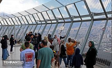 برج میلاد در ایام نوروز 16