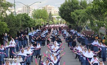برگزاری بزرگترین اجتماع ورزشی دختران شهر تهران در منطقه۸‌ 19