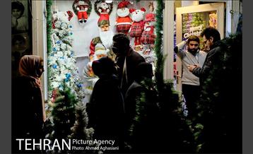 بازار کریسمس در خیابان میرزای شیرازی 13