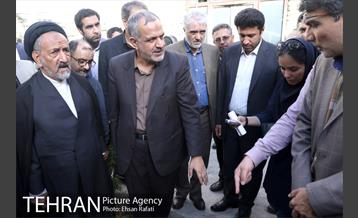 بازدید دکتر مسجدجامعی از مقبره ملک المتکلمین و صوراسرافیل  9