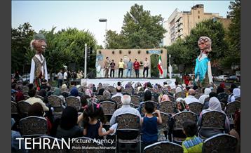 افتتاح گذر فرهنگی پنجشنبه های بلوار کشاورز 33