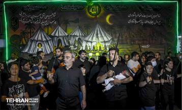 عزاداری شب عاشورا در میدان منیریه  18