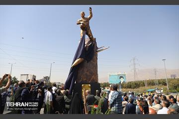 رونمایی از تندیس سرلشکر خلبان شهید بابایی 11