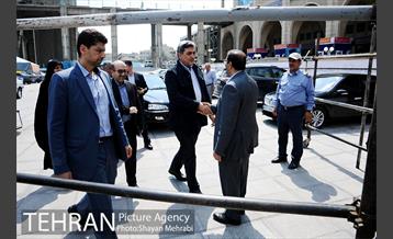 بازدید شهردار تهران از سی و دومین نمایشگاه بین المللی کتاب تهران 2