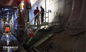 بازدید اصحاب رسانه از روند اجرایی پروژه احداث خط ۱۰ متروی تهران 25