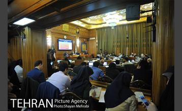 جلسه شورای اسلامی شهر با حضور شهردار تهران 38