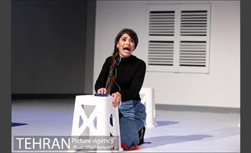 نمایش هملت؛ تهران 2017 5