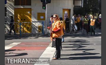 تشویق فرهنگ احترام به خطوط عابر پیاده 14