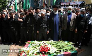 مراسم تشییع و تدفین شهدای گمنام در منطقه ۳ تهران  21