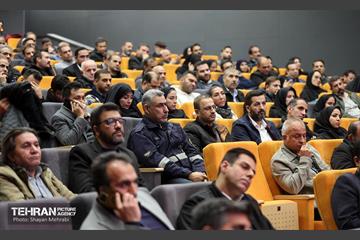 آیین تجلیل از برگزیدگان مناطق 22 گانه 45