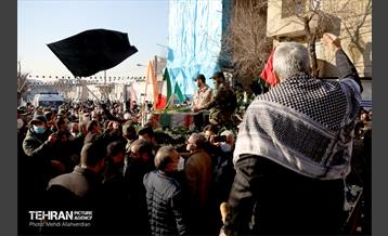 مراسم تشییع پیکر شهید سید مرتضى قدیرى در منطقه 10