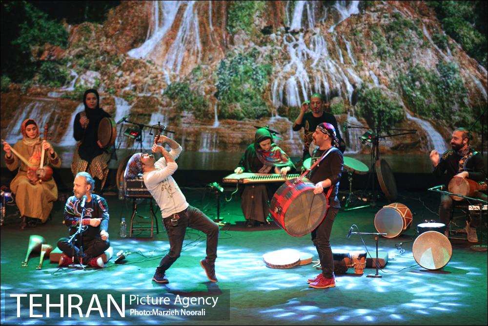 کنسرت آنلاین گروه موسیقی رستاک 24