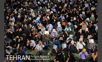 مراسم احیای شب نوزدهم ماه رمضان در مصلی تهران 33