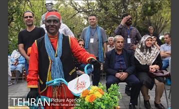 افتتاح نوروزگاه هنر در پیاده‌راه بلوار کشاورز 14