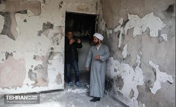 بازدید خبرنگاران رسانه‌های خارجی از تخریب اموال عمومی شهر 19