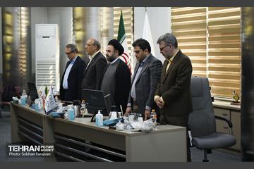 بازدید اعضای شورای اسلامی شهر تهران از شرکت واگن‌سازی تهران 33