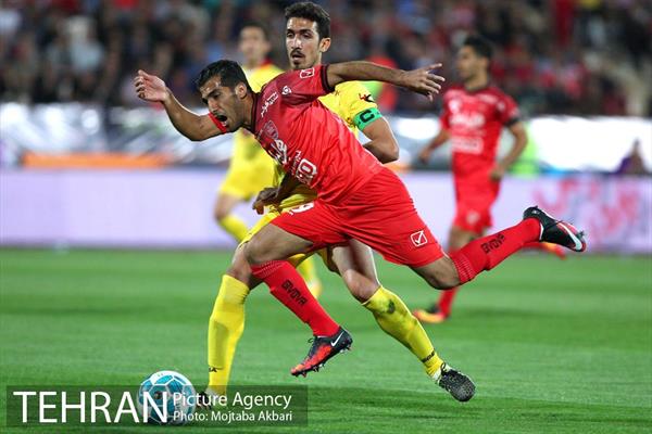 دیدار پرسپولیس و نفت تهران در لیگ برتر فوتبال 8