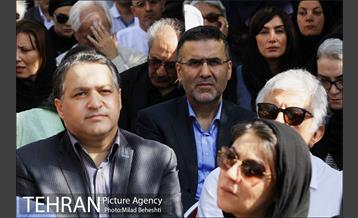 بدرقه عباس کیارستمی به خانه ابدی‎ 22