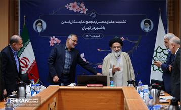 نشست اعضای مجمع نمایندگان استان با شهردار تهران 34