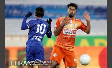 دیدار تیم های فوتبال استقلال و سایپا 17