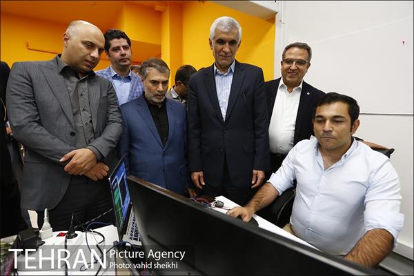 بازدید شهردار تهران از کارخانه نوآوری 18