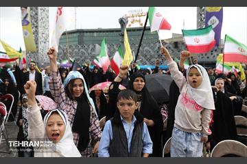 اجتماع «دختران آرمانی» - 1 10