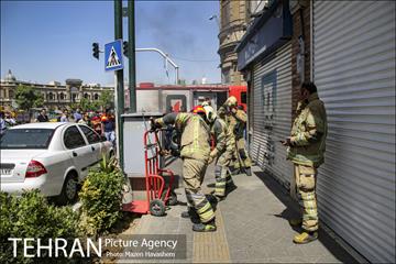 عملیات اطفا حریق در میدان حسن آباد 3