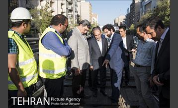 بازدید شهردار تهران از بازسازی پل کریمخان 4