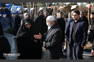 مراسم تشییع مرحوم محمدهادی چمران برادر مهدی چمران 41