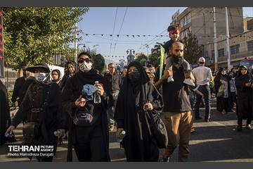 نجات اهل عالم با حسین است  16