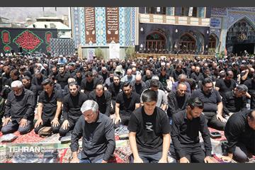 عزاداری ظهر عاشورا در امامزاده صالح (ع) 3
