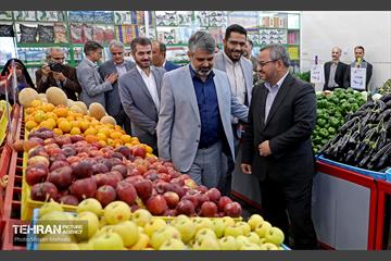 افتتاح بازار میوه و تره‌بار در منطقه 22 23