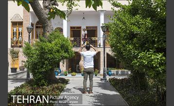 عمارت دبیرالملک 21