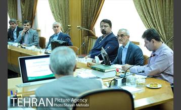 کمیته تخصیص بودجه و اعتبار با حضور شهردار تهران 13