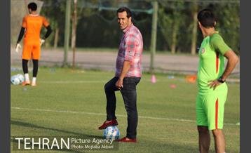 تمرین تیم فوتبال نفت تهران