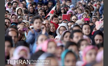 اجرای برنامه عموپورنگ در بوستان زندگی محله هرندی 25