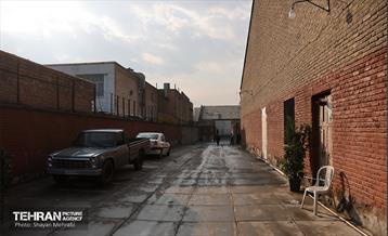 تخلیه و پلمب مرکز غیرمجاز پسماند در منطقه 17 45