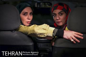 سریال باخانمان 22