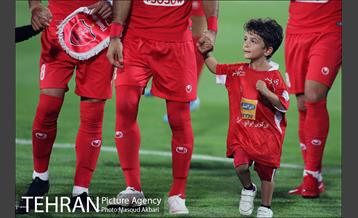 دیدار تیم های پرسپولیس و نفت آبادان 3