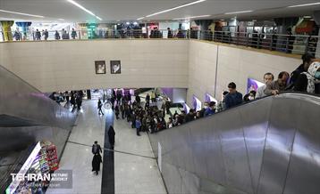 ایستگاه متروی میدان حضرت ولی‌عصر (عچ) 14