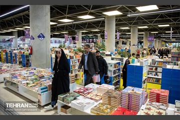 بازدید اصحاب رسانه از باغ کتاب تهران 29