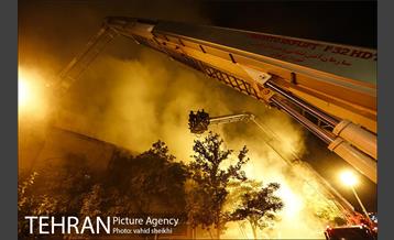 آتش سوزی گسترده در خیابان امیرکبیر 11