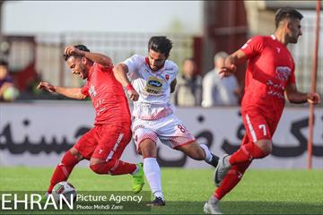 دیدار تیم‌های فوتبال پرسپولیس - سپیدرود رشت 10