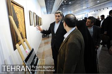 بازدید شهردار تهران از نمایشگاه دستاوردهاى هنرى زنان هنرمند داراى معلولیت 12