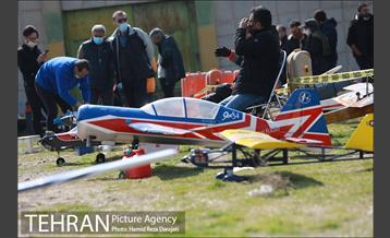 پرواز مدل ها بر فراز آسمان پایتخت 6