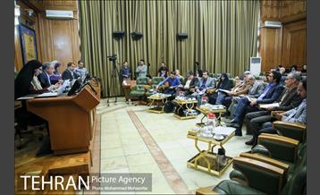 حضور شهردار تهران در صحن علنی شورا شهر 8