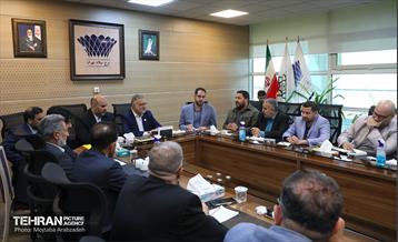 دیدار هیئت عراقی با شهردار تهران