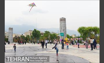 جشنواره بادبادک ها در بوستان آب و آتش 16