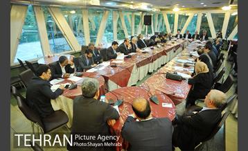 جلسه شهردار تهران با اعضای شورای شهر 14