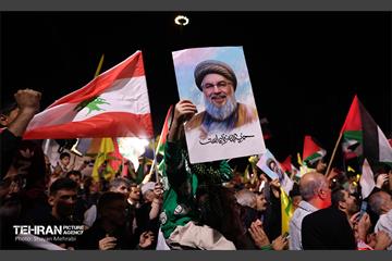 شادی مردم تهران پس از حمله موشکی ایران 5